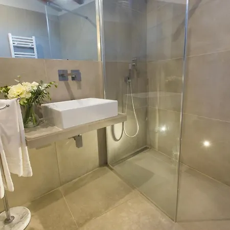 Giorgia 10 Pax Inn San Gimignano